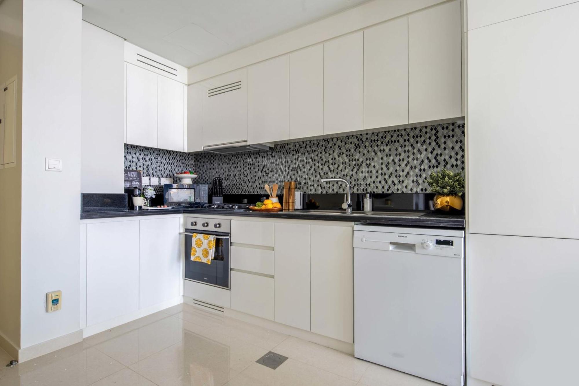 Apartment Frank Porter - Aykon Tower *